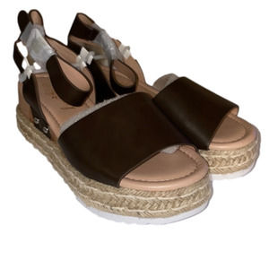 BROWN espidrilles size 6 NIB Sandals wedge heel shoe